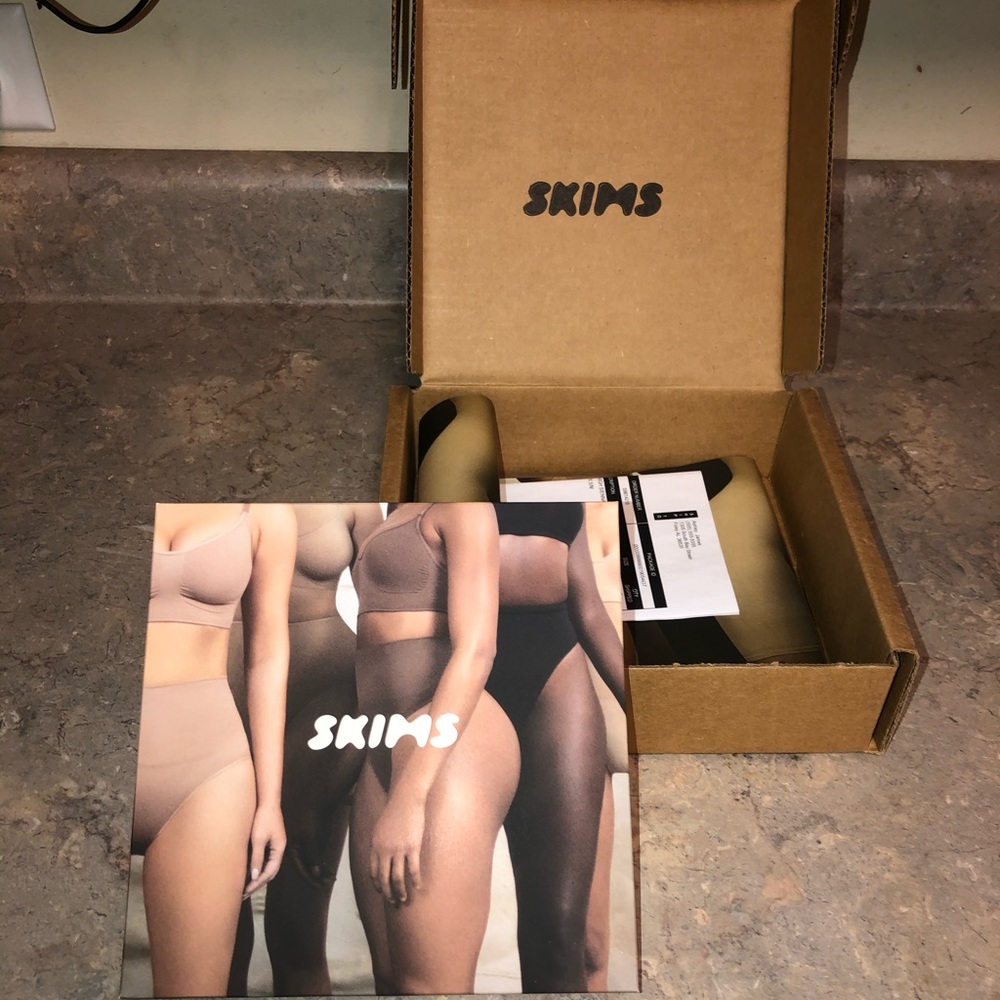 SKIMS Core Control Thong